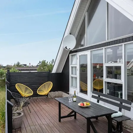 Holiday home Fani - 200m From The Sea In Nw Jutland By Interhome *