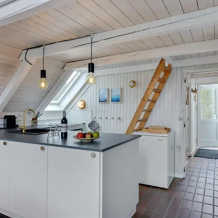 Holiday home Fani - 200m From The Sea In Nw Jutland By Interhome *